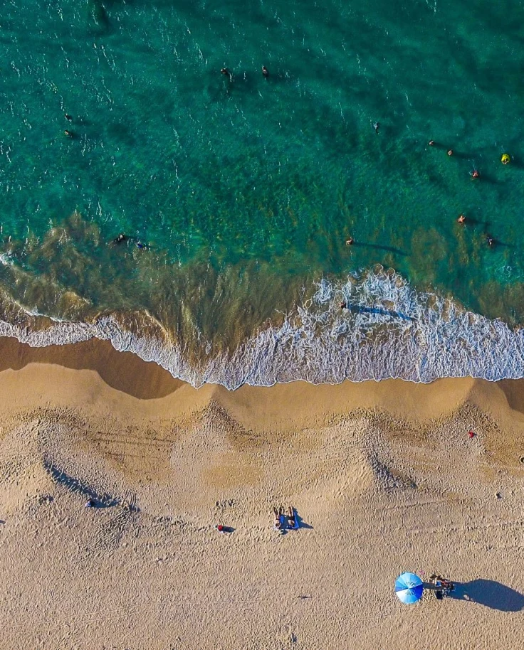 Aerial pic of the beach.