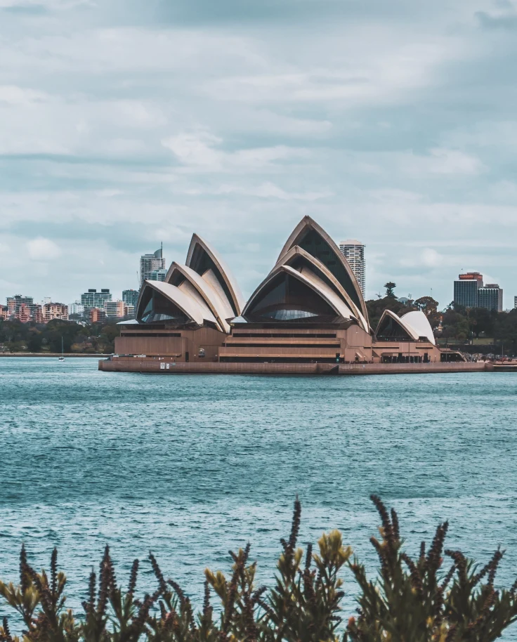 Sydney Opera House during day time.