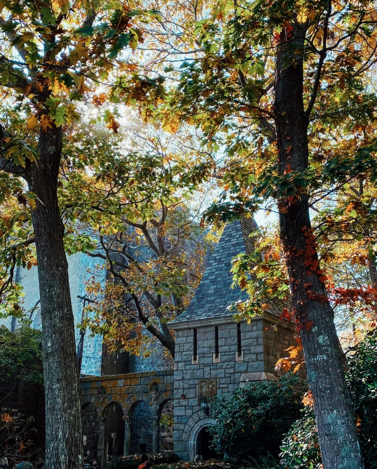 Hammond Castle Museum is a unique museum nestled into the rocky cliffs of Gloucester's shore.