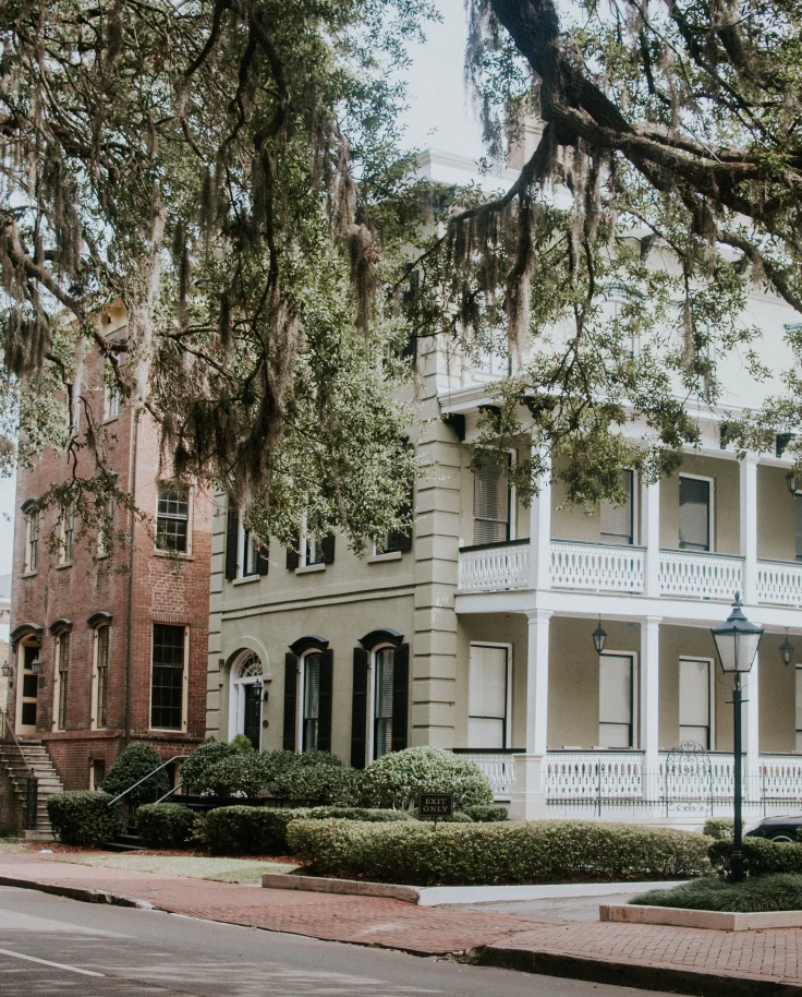 a colonial style home in Savannah, Georgia.