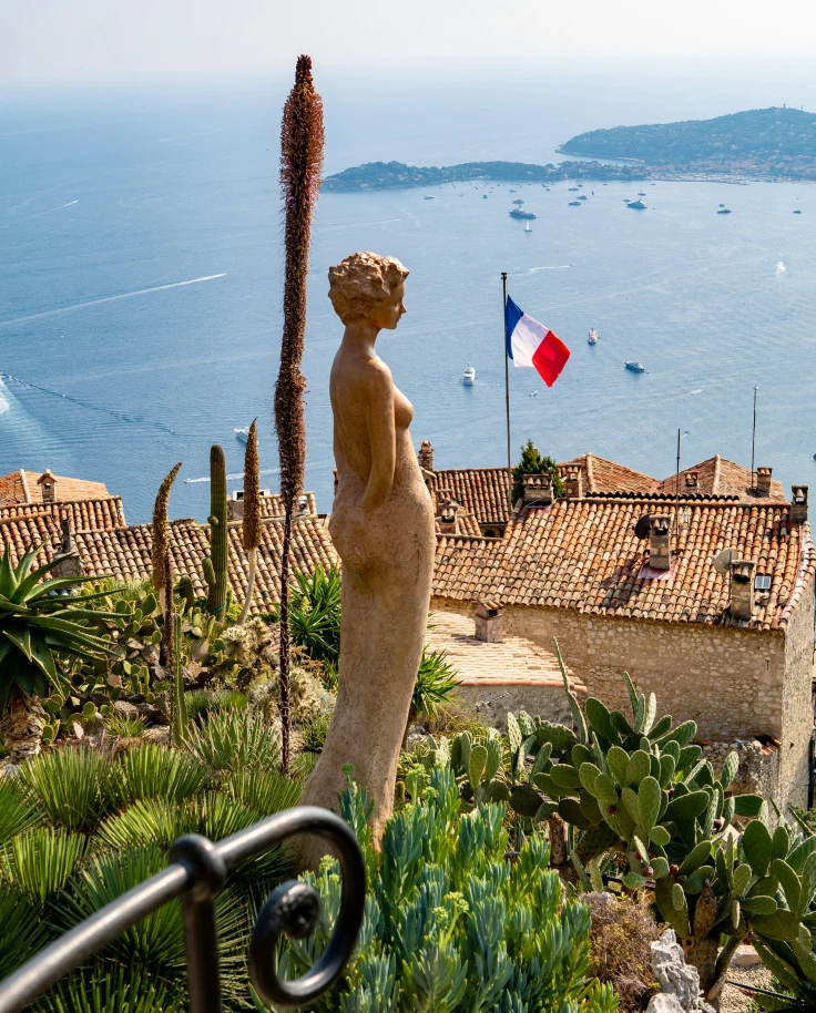 Summer in the Mediterranean: The French Riviera curated by Isabella Weber
