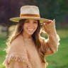 Fora Advisor - Samantha Winnick