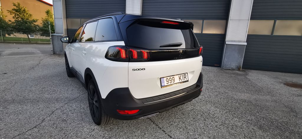 Peugeot 5008 2.0 130kW