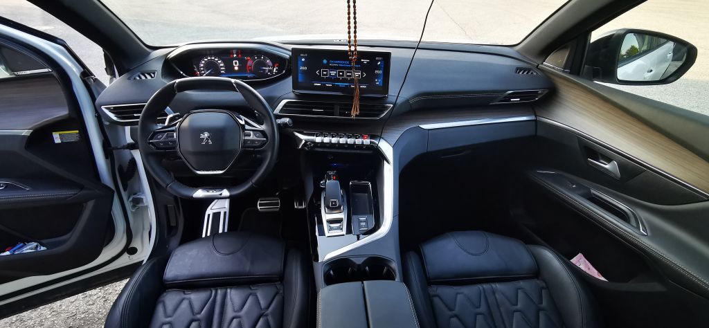 Peugeot 5008 2.0 130kW