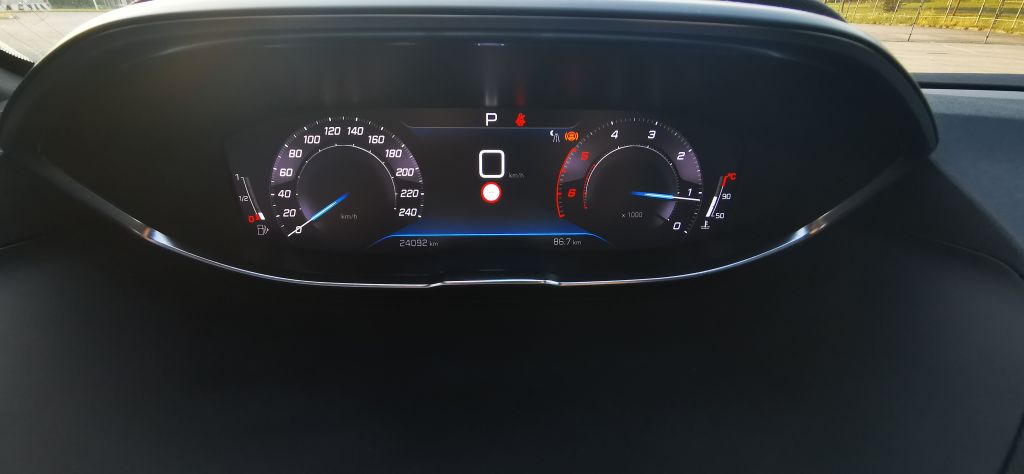 Peugeot 5008 2.0 130kW