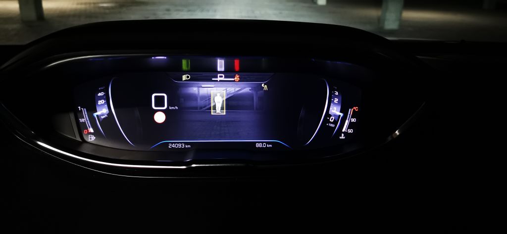 Peugeot 5008 2.0 130kW