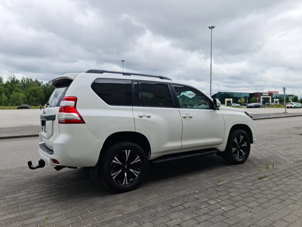 Toyota Land cruiser 3.0 140kW