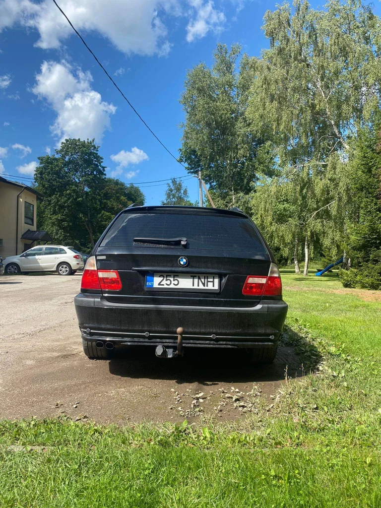 BMW 320 2.2 125kW
