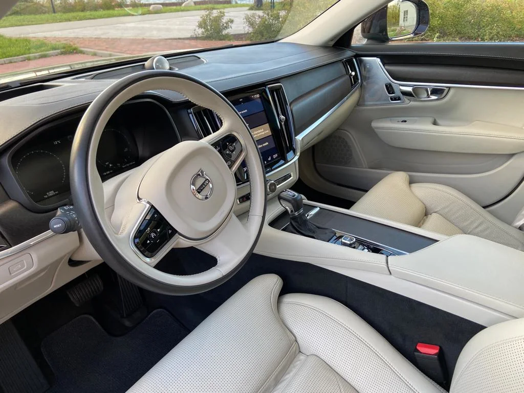 Volvo V90 cross country 2.0 173kW