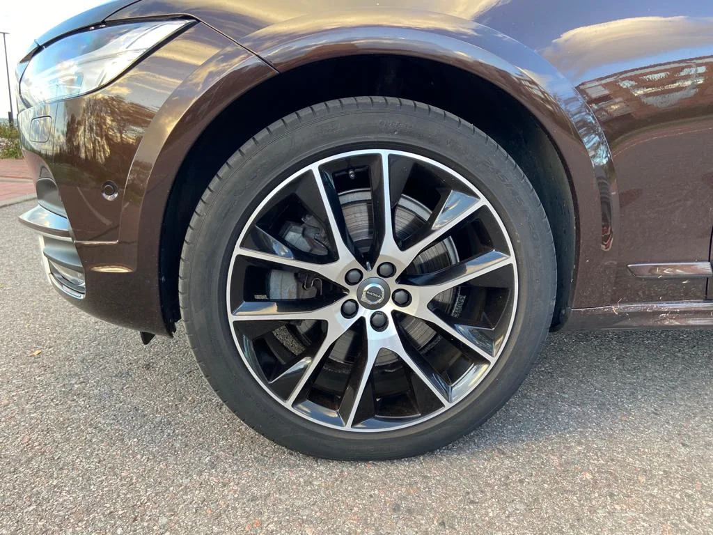 Volvo V90 cross country 2.0 173kW