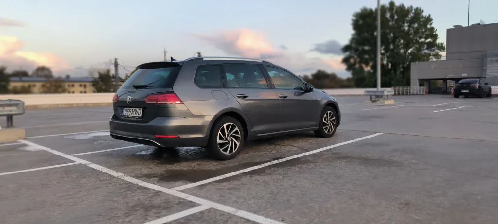 Volkswagen Golf 2.0 110kW