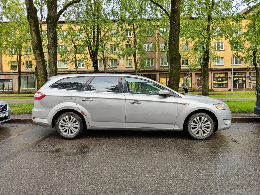 Ford Mondeo 2.0 96kW