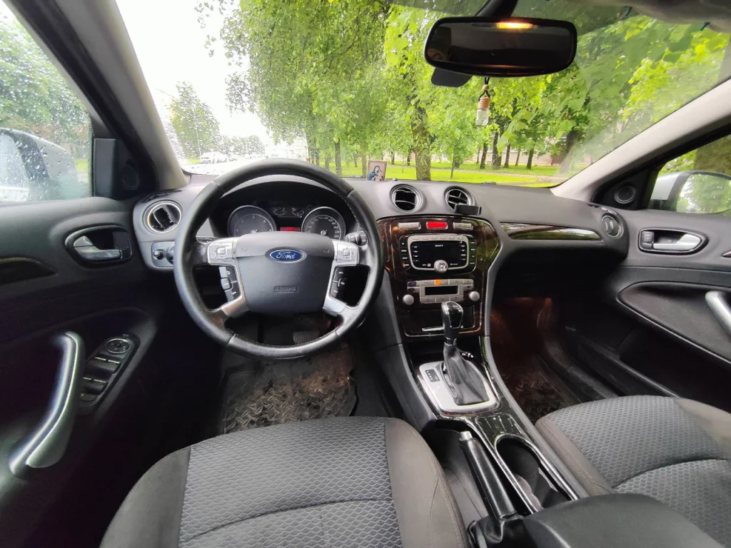 Ford Mondeo 2.0 96kW