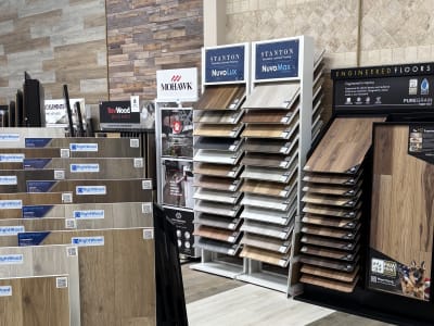 Flooring experts near you