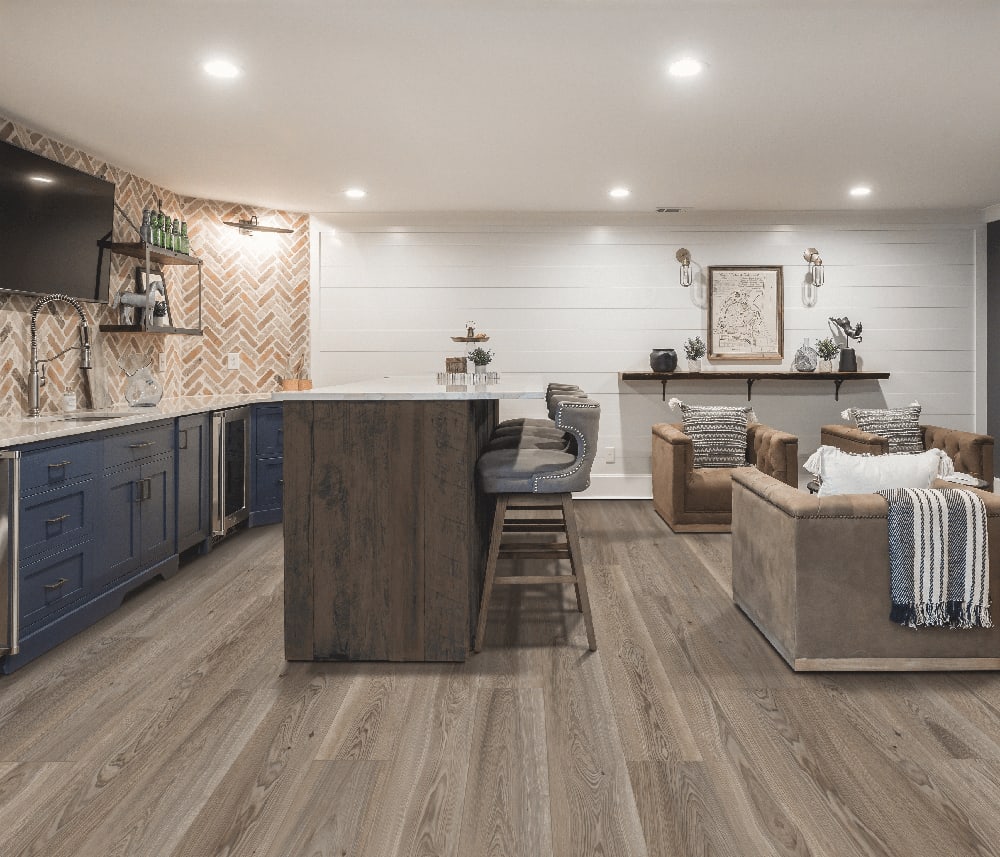 Laminate accent wall with children playing