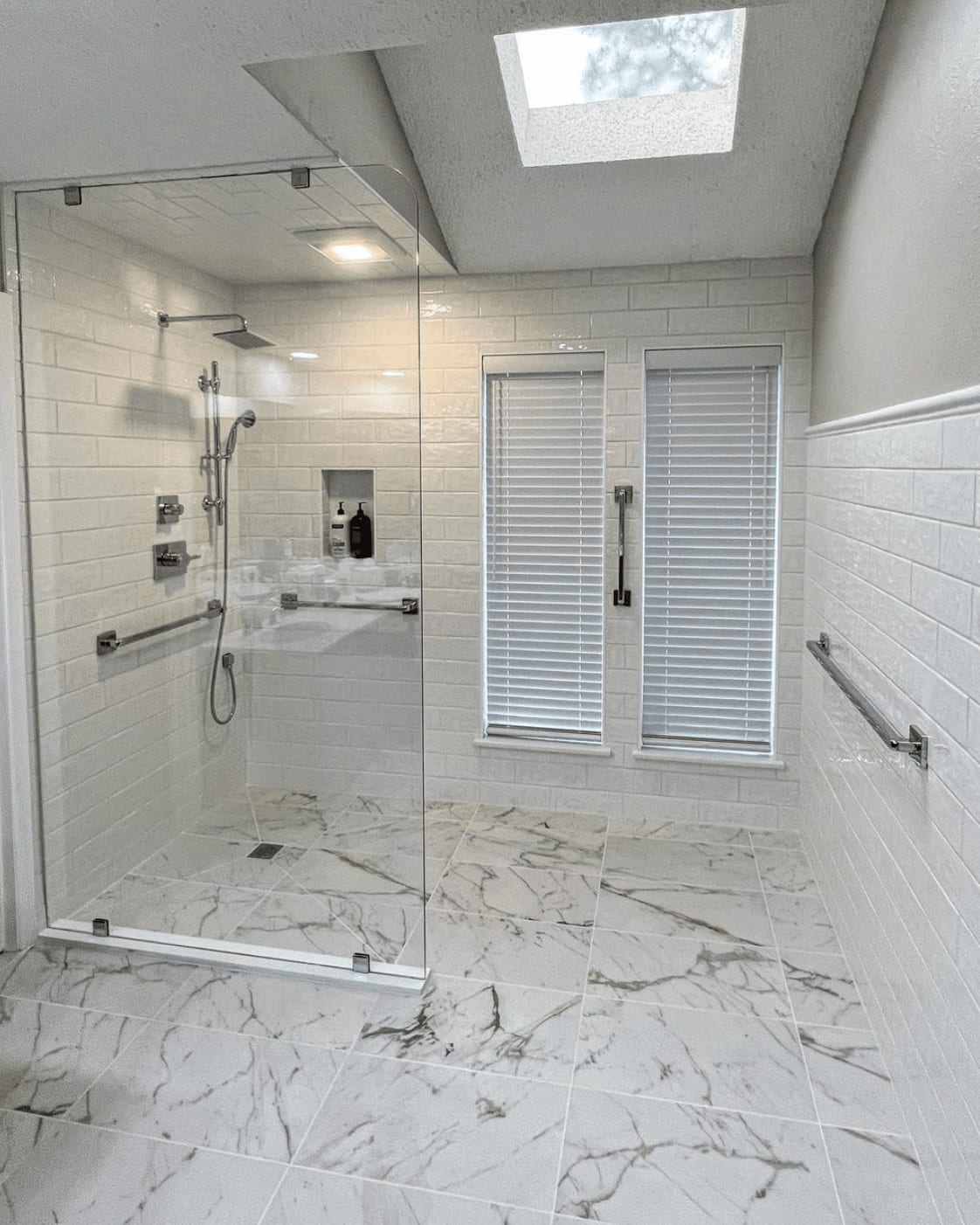 Custom showers in Arlington, TX from Hiltons Flooring