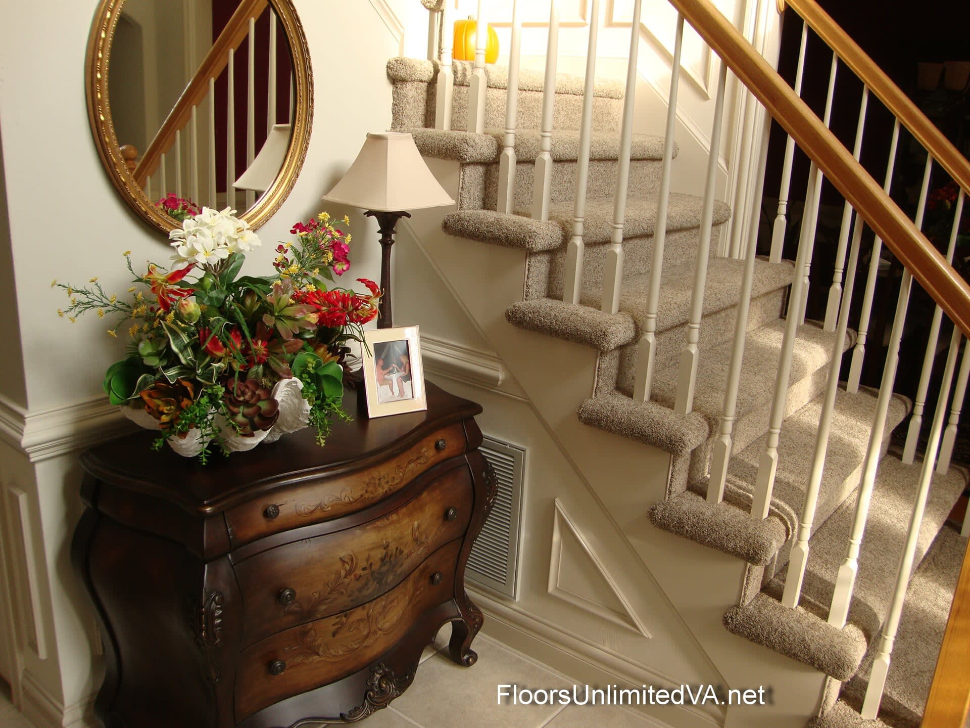 Carpet stairs in Moyock, VA from Floors Unlimited
