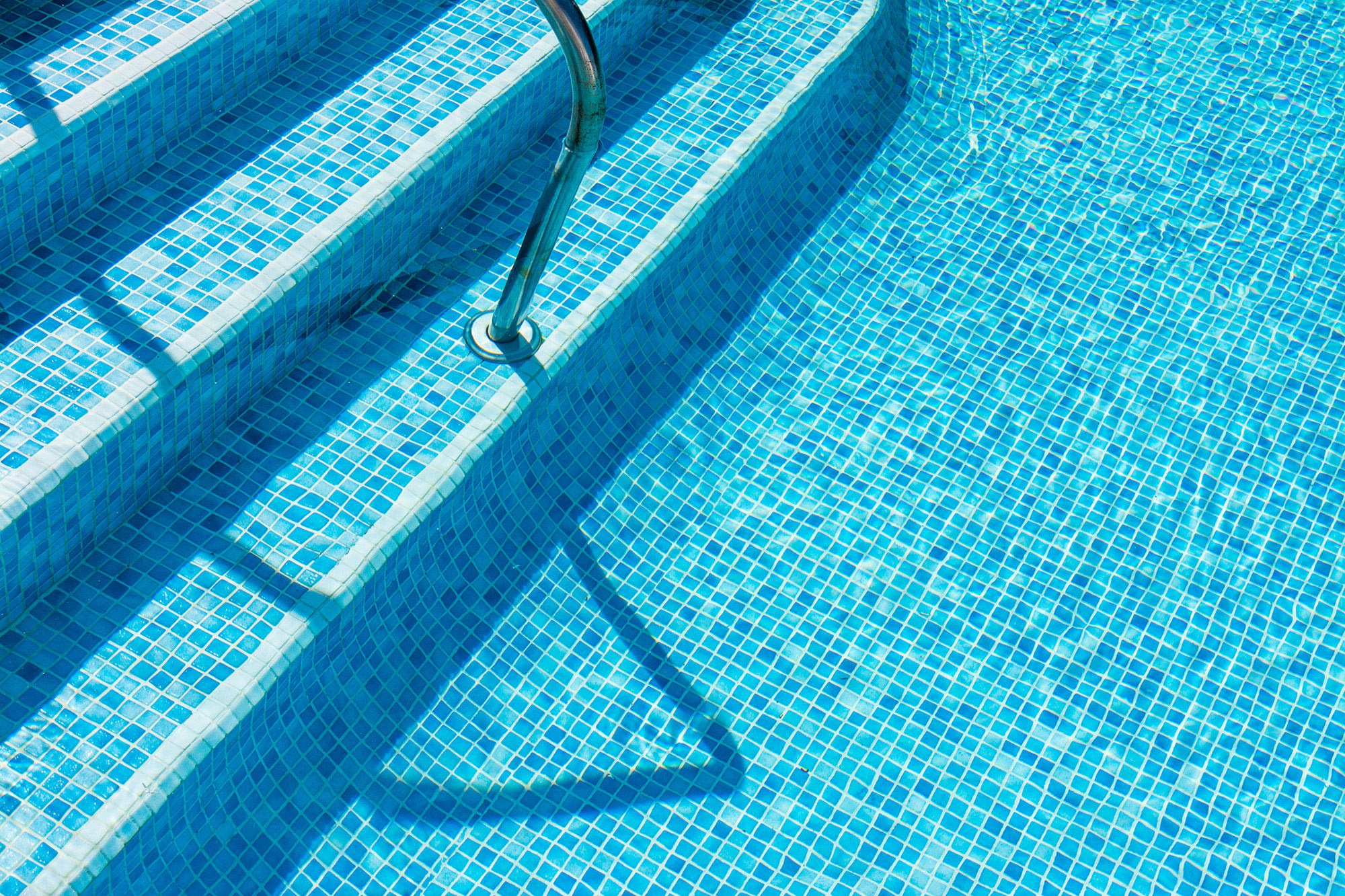 Pool Tile in Chico, CA from Dave's Tile City