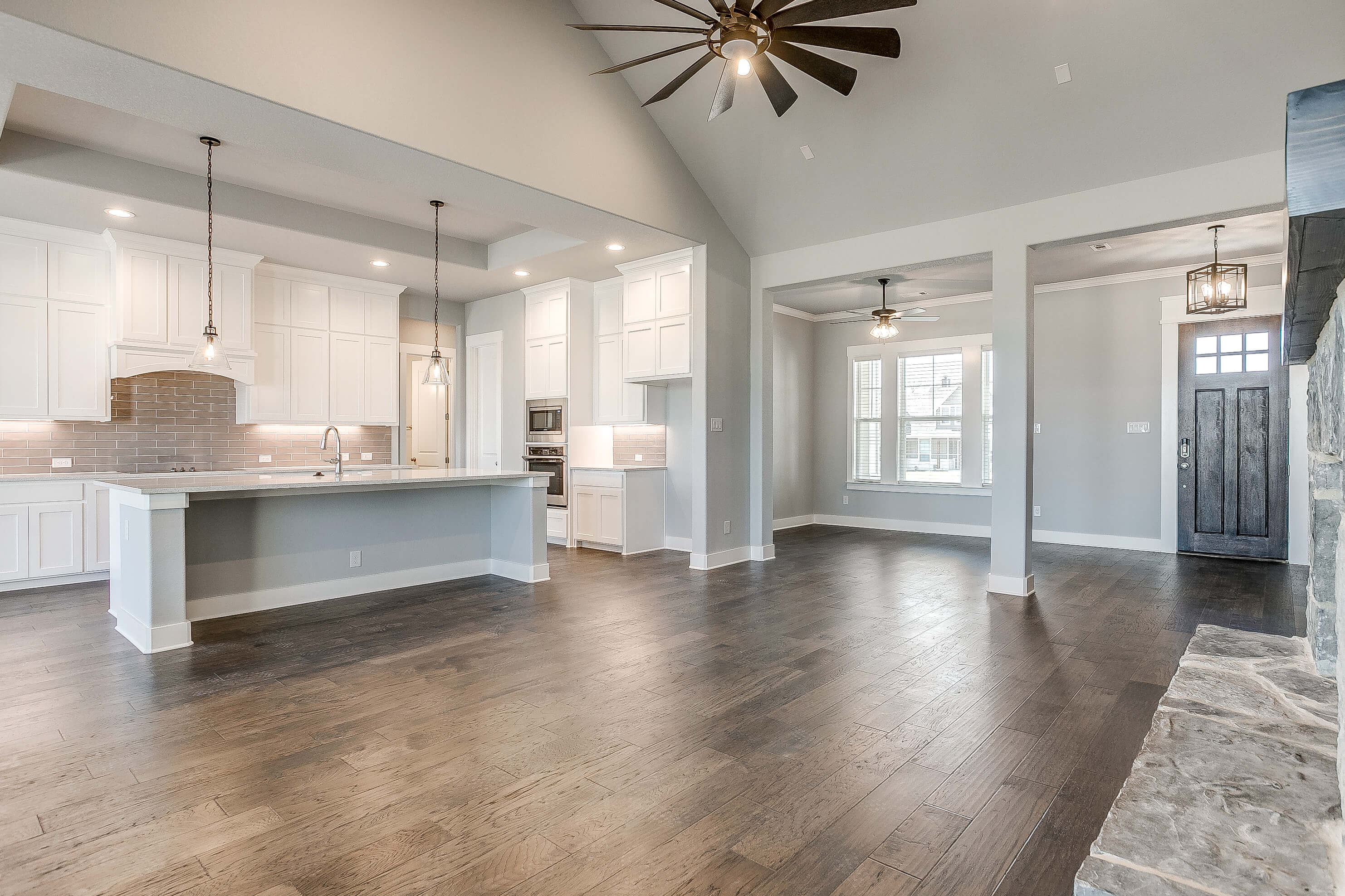 Kitchen hardwood floor remodeling work in Arlington, TX from Texas Designer Flooring