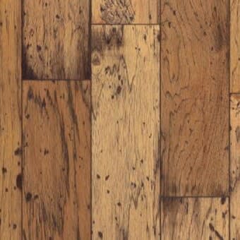 Shop for Hardwood flooring in Oskaloosa, IA from Richwell Carpet & Cabinets