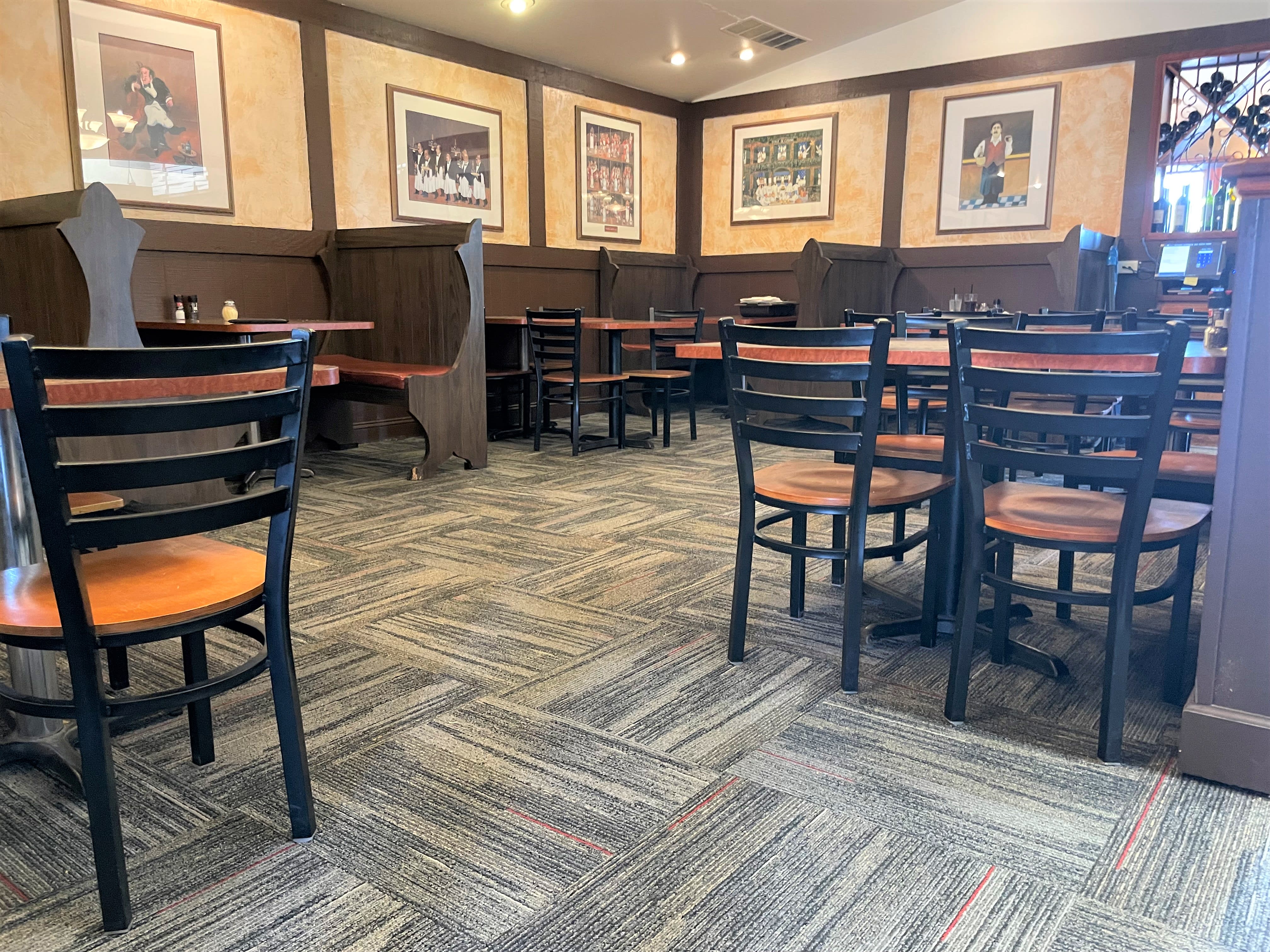 Restaurant carpet tiles in Fort Gratiot, MI from Independent Floor Covering