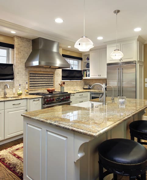 Kitchen Cabinets in Gainesville, GA from Purdy Flooring & Design
