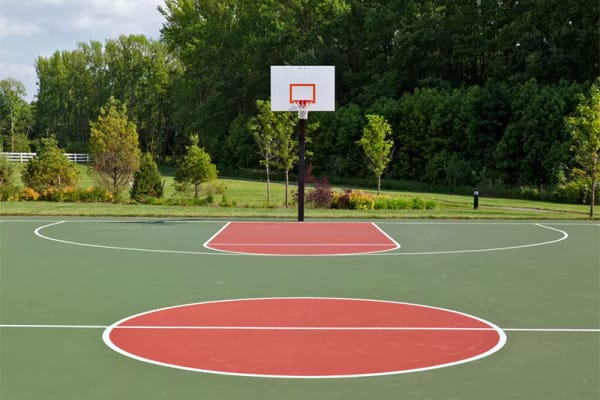 Outdoor Courts in New England