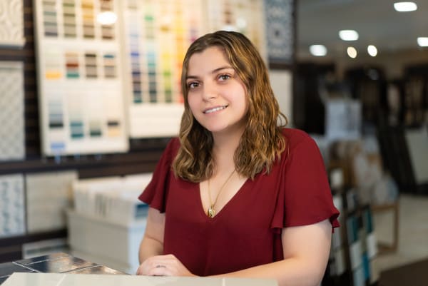 Liz Valencia<br/>DESIGN SPECIALIST