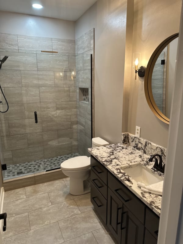 Bathroom Remodeling in Corinth, MS from Calvery's
