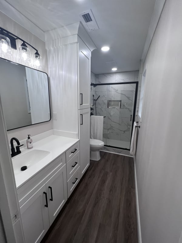 Bathroom Remodeling in Corinth, MS from Calvery's