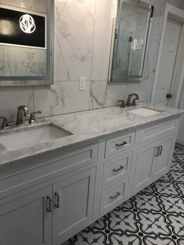 Bathroom Remodeling in Corinth, MS from Calvery's