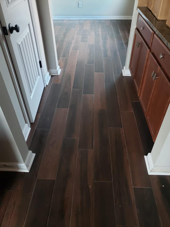 Hardwood flooring work in Demopolis, AL from Sandoval Flooring LLC