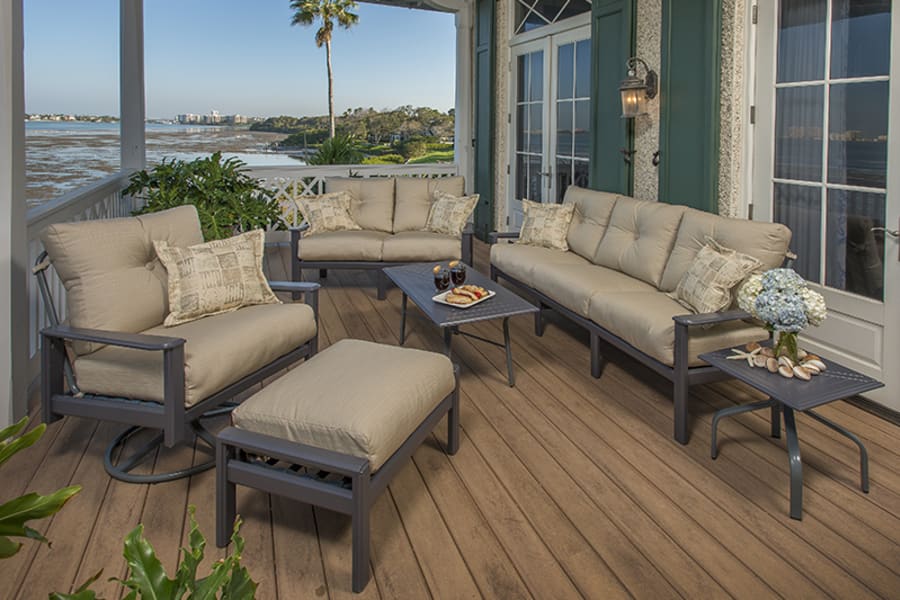 Family friendly patio furniture in Sebring, FL from Griffin's Carpet Mart, Inc