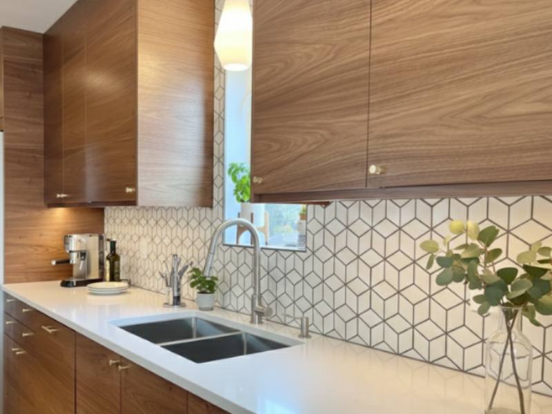 Custom tile backsplashes in Overland Park, KS