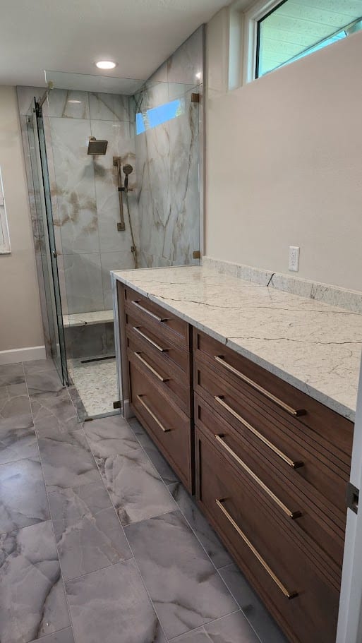 Bathroom remodel in St. Petersburg, FL