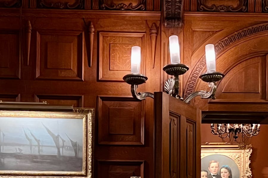 Mouldings in Bryn Mawr, PA from C and R Building Supply