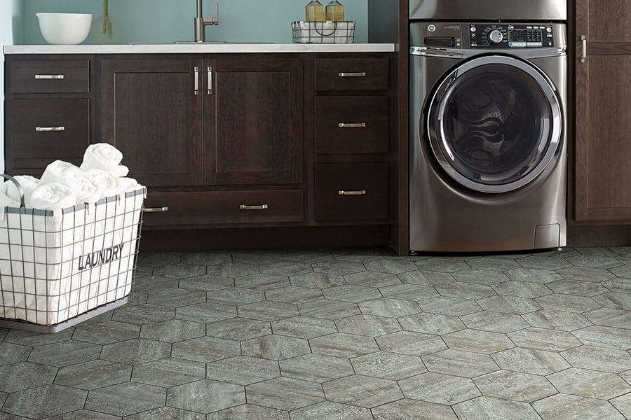 About vinyl in Apache Junction, AZ from Red Mountain Carpet