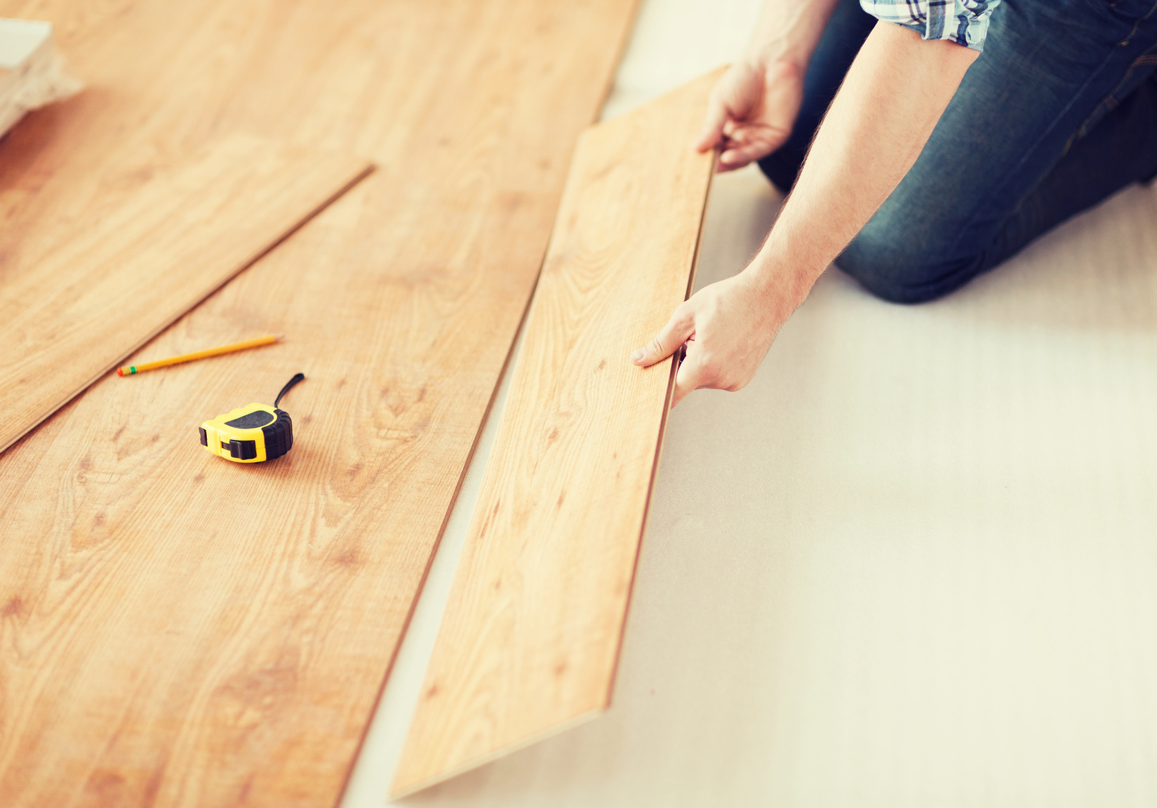 3 Reasons you should replace your home flooring