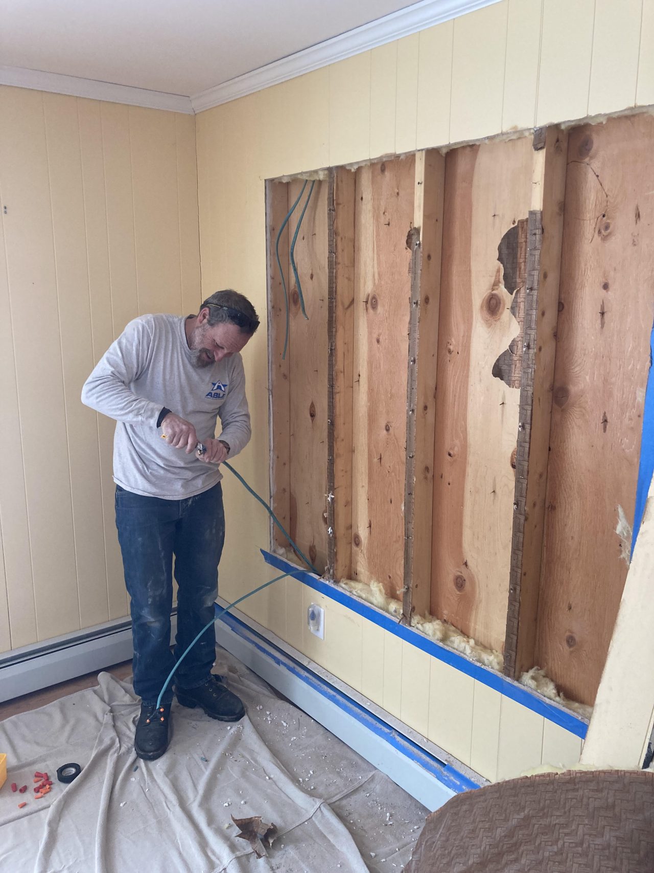 Experience Excellence Able Paint Glass & Flooring Windows in Shelburne