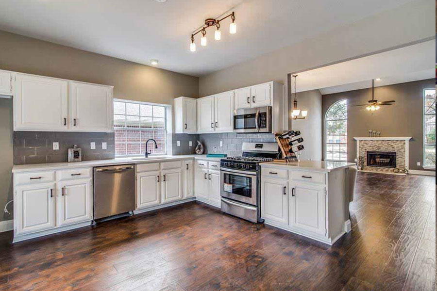 Kitchen remodeling in Dallas, TX from EFS Flooring & Remodeling™