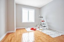 A room with a ladder and a ladderDescription automatically generated