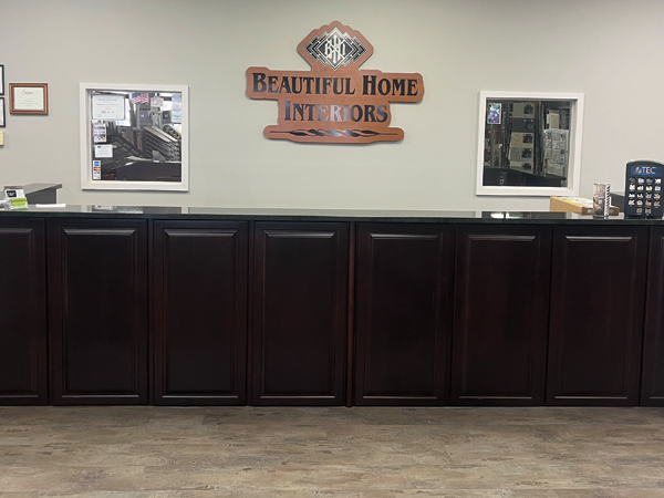 Flooring shop serving the Jefferson City, MO area