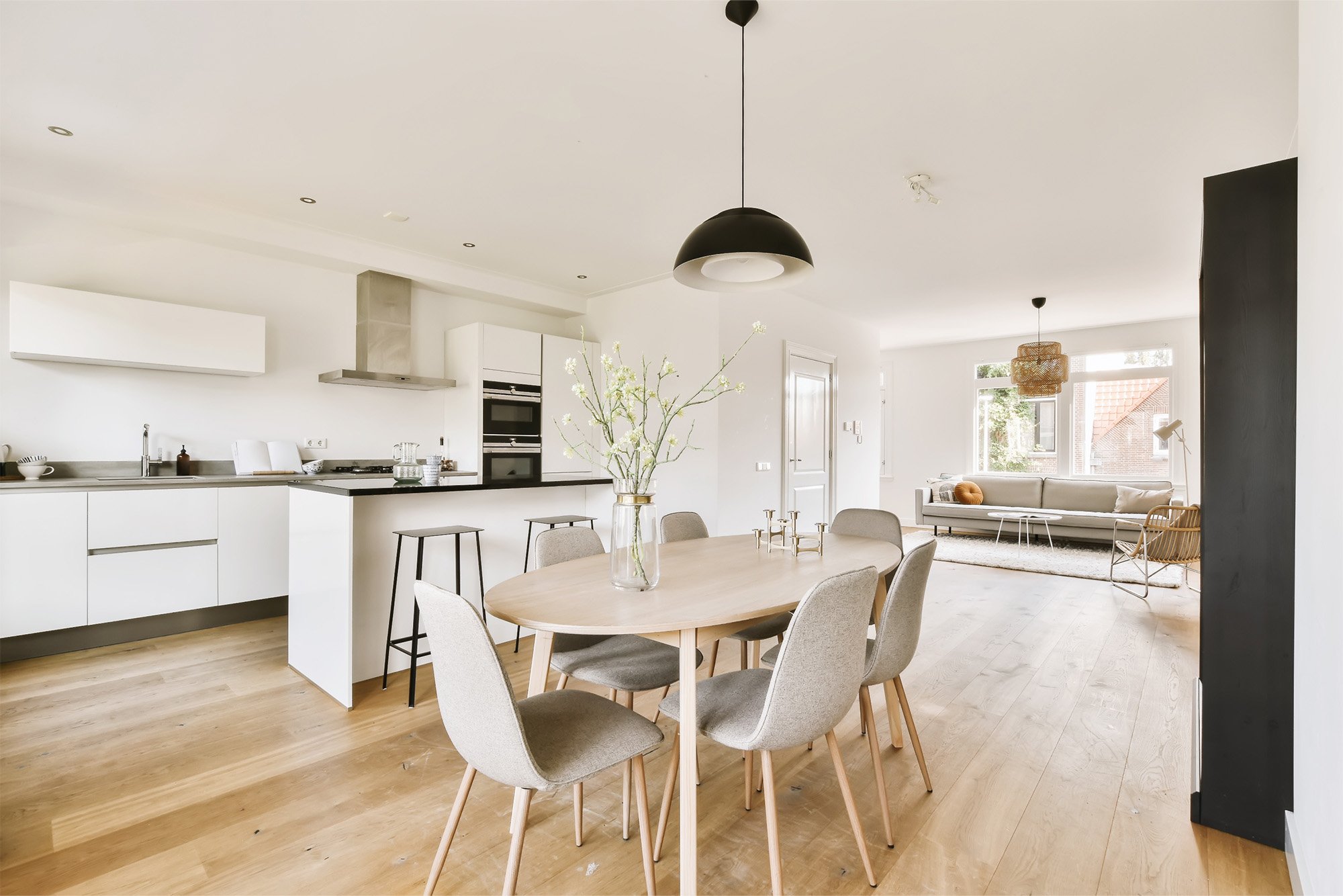 kitchen laminate flooring in Coral Springs, FL from Dolphin Carpet & Tile