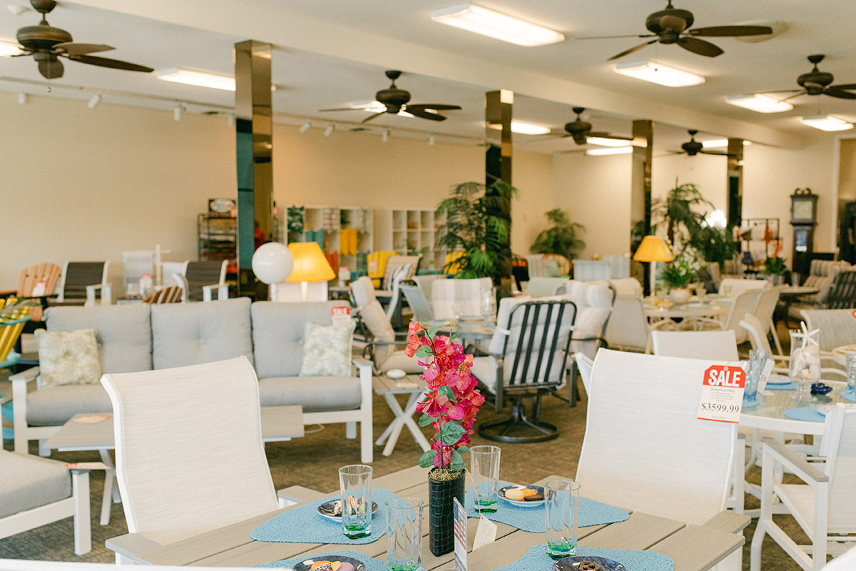 Flooring and patio furniture from Griffin's Carpet Mart, Inc