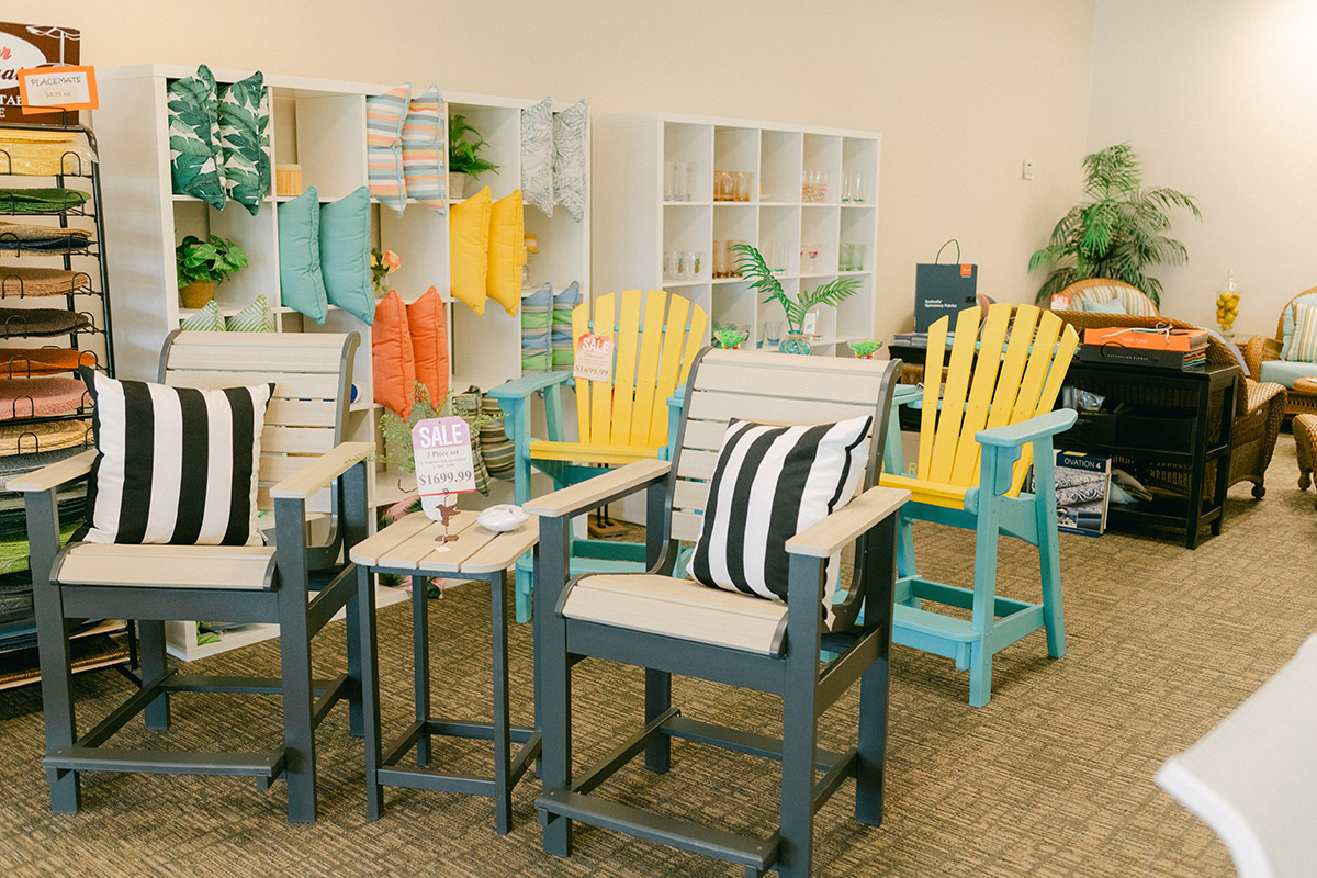 Flooring and patio furniture from Griffin's Carpet Mart, Inc