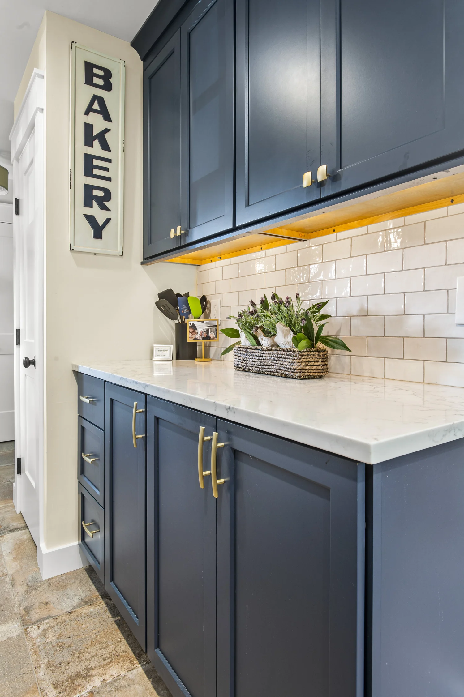Gallery 2 from Cabinets by Amy and Lauren