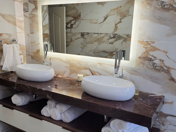 Bathroom in Pembroke Pines, FL