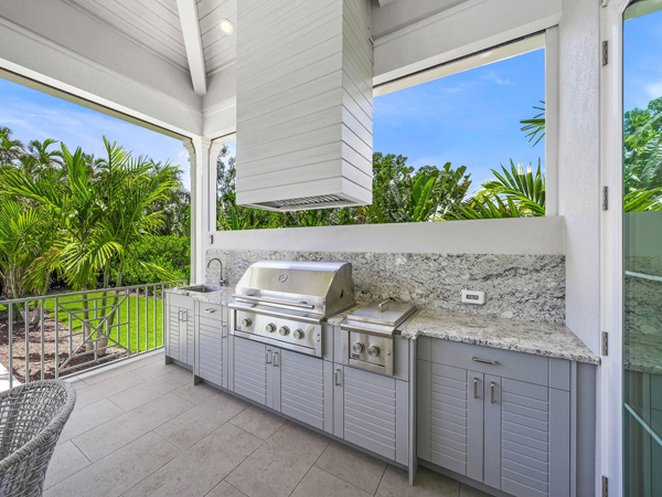 Outdoor Kitchen Remodeling - Seminole, FL