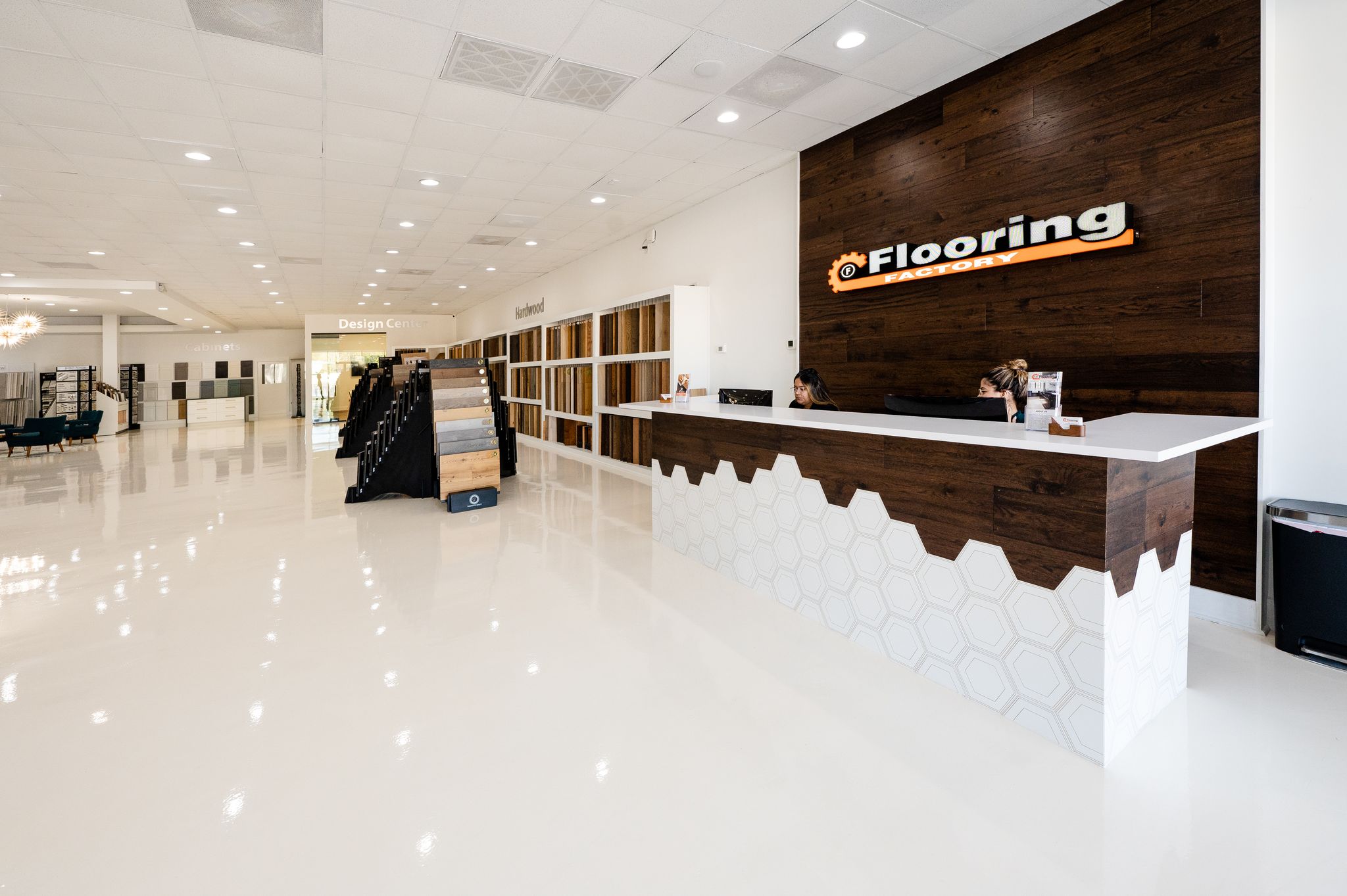 Flooring Factory Mount Pleasant showroom