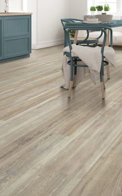 Luxury vinyl plank flooring in Gardnerville, NV from Tile Outlet